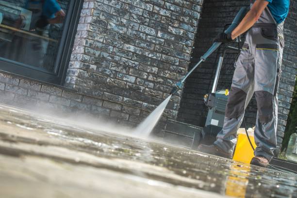 Best Sidewalk and Walkway Pressure Cleaning in Kenosha, WI